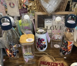 "LOVE" Wooden Decor Set